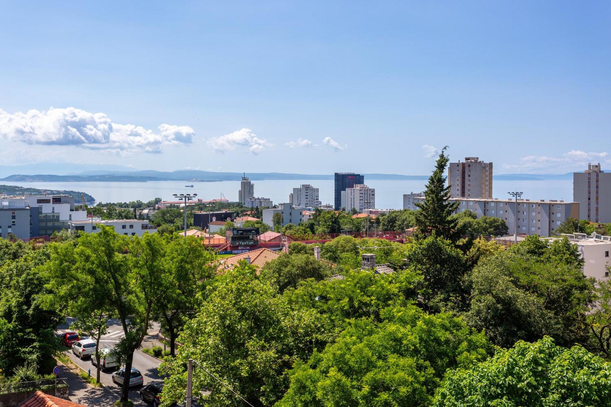 Brand New Apartment Close To The Beach, City Center And University Of Rijeka - Apartment Karlo Esterno foto